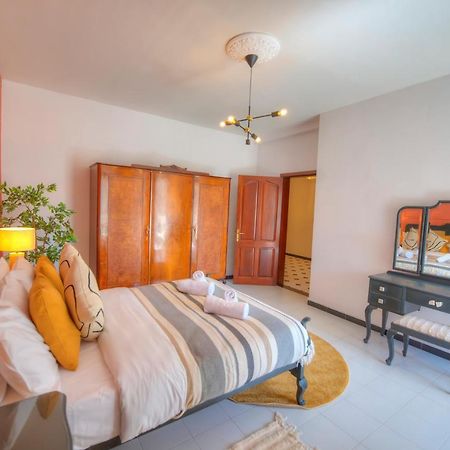 Beautifully Furnished Seafront 4 Bedrooms Goslm-4 Sliema Exterior photo