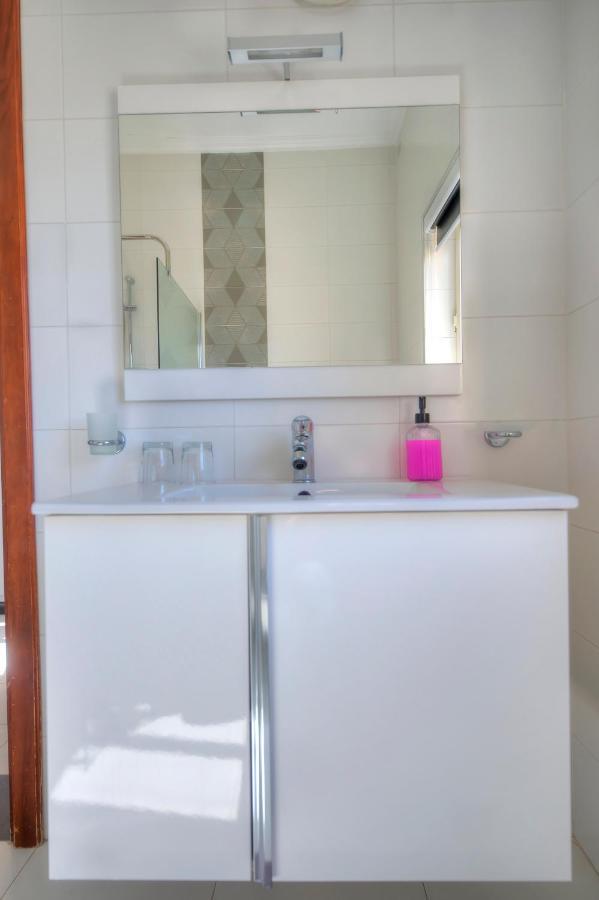 Beautifully Furnished Seafront 4 Bedrooms Goslm-4 Sliema Exterior photo