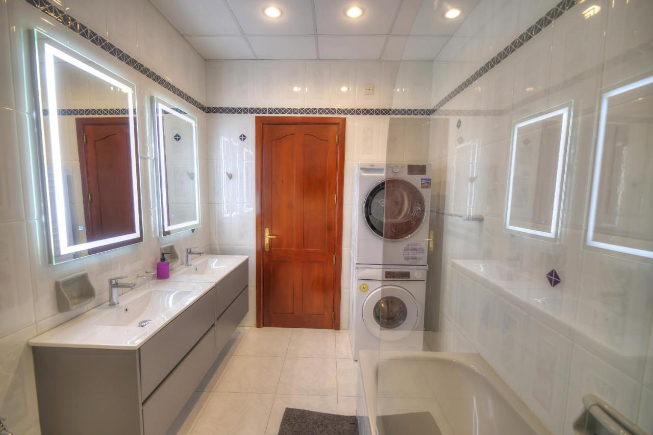 Beautifully Furnished Seafront 4 Bedrooms Goslm-4 Sliema Exterior photo